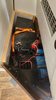 2017 bydlík velmi pěkná vestavba obytné auto - 16