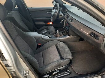 BMW 325i++E90++160KW++MANUÁL++ - 16