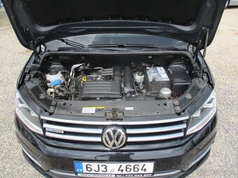 VW CADDY 1.4TGI Highline DSG6 CZauto 1maj LED GPS 2019 - 16