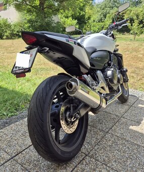 Honda Hornet CB600F - 16