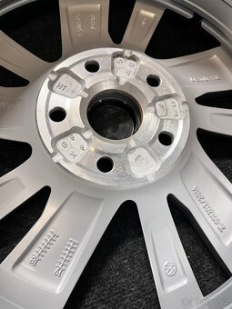 5x112 R16 VW Touran II. 2019 originál alu disky - ET 48 - 16
