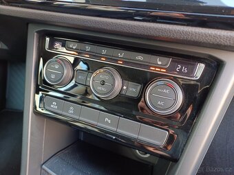 VW Touran Highline 2.0TDI 110kW DSG ACC Tažné Navi ERGO DAB - 16