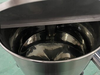 Stroj na plnění kapalin, automatický plnící stroj - 16