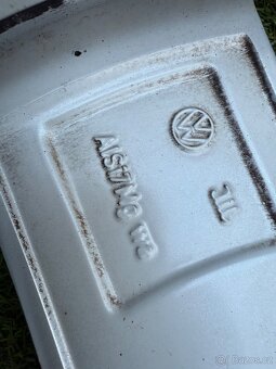Volkswagen GOLF 7 R-LINE LETNÍ SADA 225/40 R18 - 16