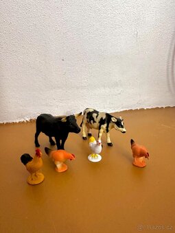 Schleich sada koní, psů, doplňků - 16