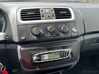 ŠKODA ROOMSTER 1.2 HTP 51KW 135TKM NOVÝ ČR PRVNÍ MAJITEL - 16