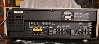 HITACHI DT-DR3000 D-VHS v MPEG2 - 16