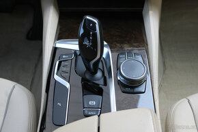 BMW 530i xDrive / Luxury / Automat / 185 kW / 1.MAJ / CZ - 16