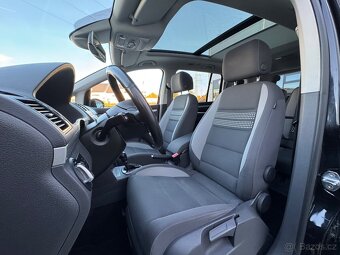 VW Touran 2.0TDI 103KW DSG,Navi,ALU R18,WEBASTO,Kamera,2014 - 16