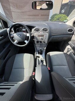 FORD FOCUS 1,6 16V - 16