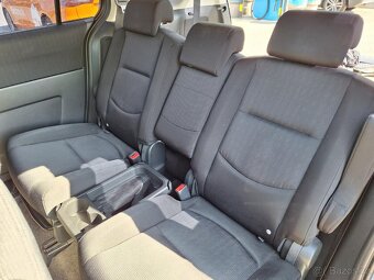 Mazda 5 - 16