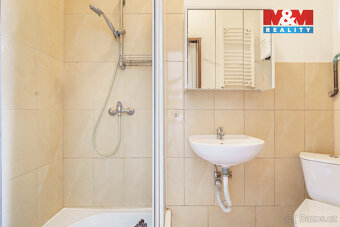 Prodej bytu 4+1, 85 m², Karlovy Vary, ul. Chebská - 16