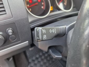 OPEL ZAFIRA 1.8 BENZIN  7-MÍST - 16