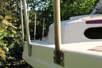 plachernice, motorová loď, hausbot,člun Neptun 22 - 16