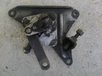 Jawa 350/354 - válce,kryt karburatoru,kryt spojky a další ND - 16