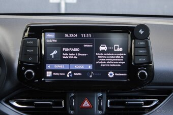 Hyundai i30 CW 1.6 CRDi Family - 16