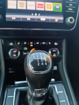 Škoda Superb 3 Combi 2.0Tdi 110kw manuál, 2018 - 16