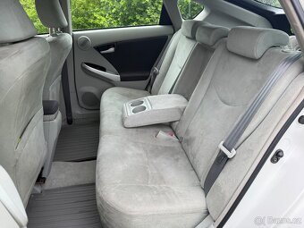 Toyota Prius, 2009, 1,8VVTi HSD 100kW, ČR, 1.maj, Automat - 16