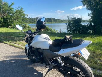 Kawasaki Z750 - 16