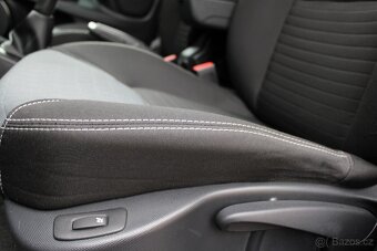 Renault Clio 09.TCe NAVI,ALU,serviska - 16