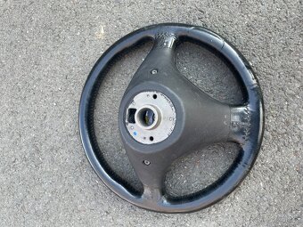 Prodám tento volant na Audi a4 b5. - 16