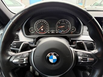 X6 xDrive30d F16, rok 2018 - 16