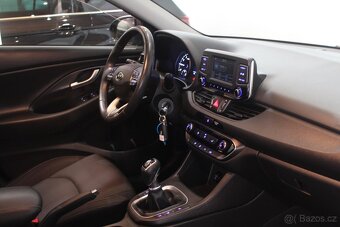 Hyundai  I30 Fastback 1.0 88kW Klima LED - 16