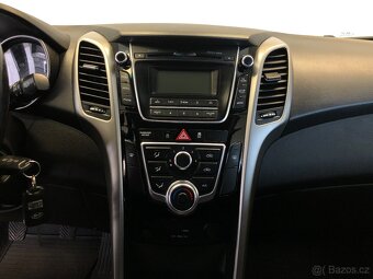 HYUNDAI I30 1.6 CRDI - 16