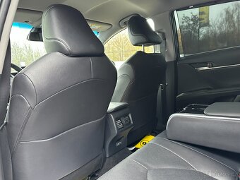 Toyota Camry 2024 - 16