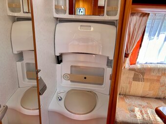 2008 HOBBY Excellent 400 sf - 16