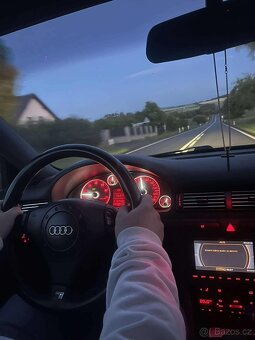 Audi A6 C5 4.2 V8 - 16