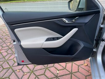 ŠKODA SCALA 1.6TDI STYLE 1.MAJITEL ČR DPH NEBOURÁN - 16