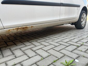 Škoda Roomster - 16