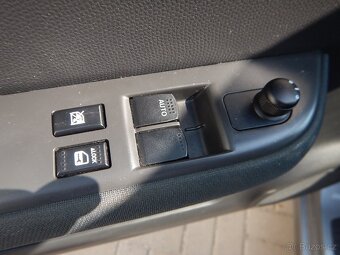 SUZUKI Swift 1.3 DDiS, 55 kW - 16