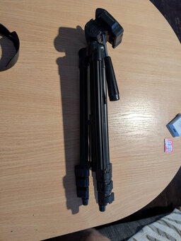 prodám Nikon D5300 s dalším vybavením - 16