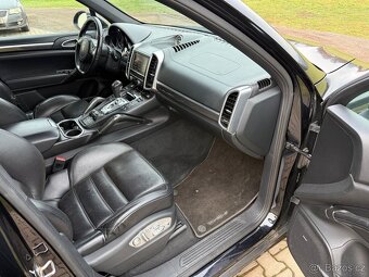 Porsche Cayenne 3.0 TDi 180kw rok- 2011 DPH - 16