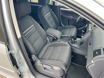 ►VW TOURAN 1.6 TDI 77KW CUP NAVI-KAMERA-TAŽNÉ-ASIST - 16