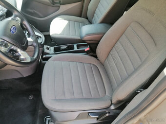 Ford Tourneo Connect 1,5 TDCi, automat, 7 míst TOP stav - 16