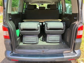 Volkswagen MULTIVAN T5 - 16