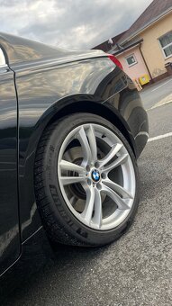 BMW 750Li - 16