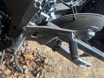 Rozprodam Yamaha TDM 900 01-13 na nahradni dily - 16