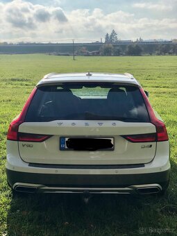 Volvo V90 Cross Country D4 AWD – raritní manuál, top stav - 16