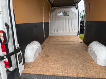 Renault Master 2.3 DCi automat 107kW L3H3 rok 2011 - 16