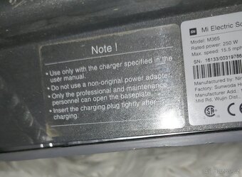 Elektrická koloběžka Xiaomi M365 - 16