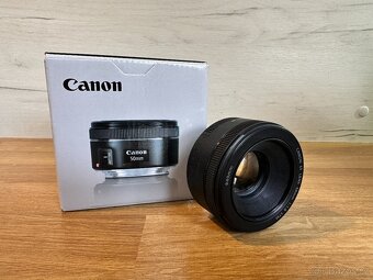 Kompletní foto set Canon M50 + objektivy Sigma a Canon + pří - 16