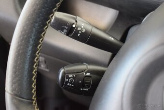 Citroën C3 Picasso 1,6 i 88 kW, pano,klima,TZ,bluetooth, - 16