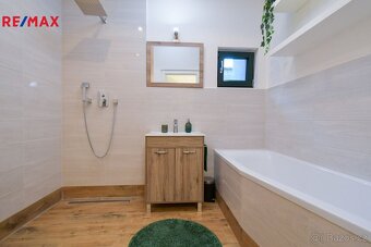 Pronájem rodinného domu 5+1, 110 m², zahrada 431 m² - 16