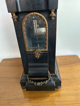 Stolní hodiny bule. - 16