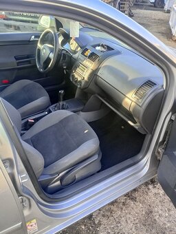 VW polo 9n3 - 16