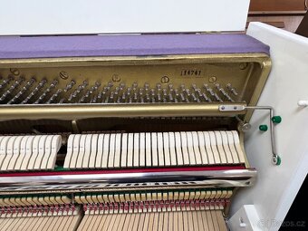 Bílé pianino Rosler po prvním majiteli, se zárukou a doprava - 16